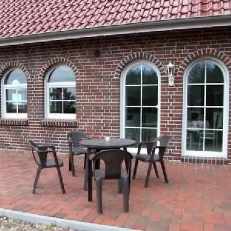 Direkt Am Wasser In Dornum Westerbur By Interhome 多纳莫塞尔