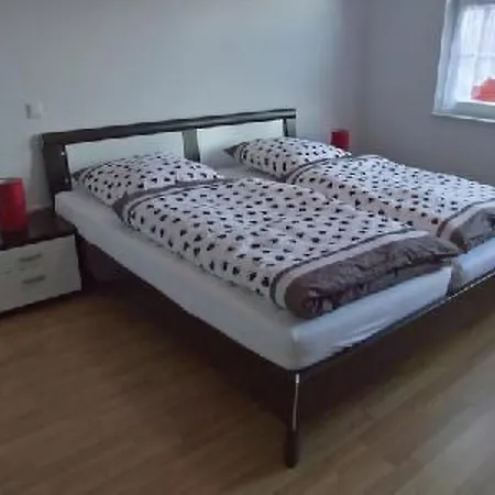 Direkt Am Wasser In Dornum Westerbur By Interhome 公寓 多纳莫塞尔